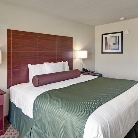 Cobblestone Inn & Suites - Schuyler Экстерьер фото
