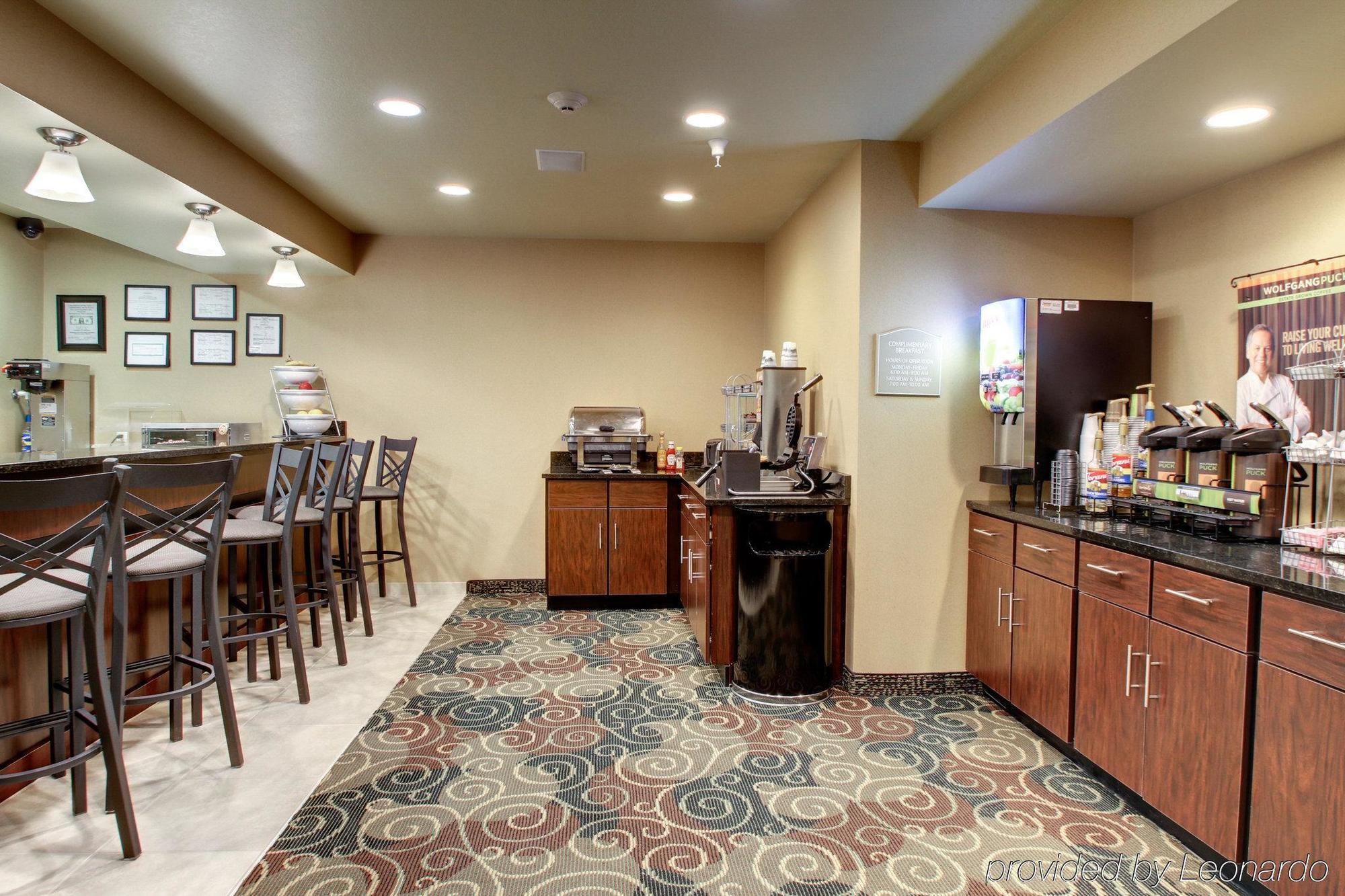 Cobblestone Inn & Suites - Schuyler Экстерьер фото