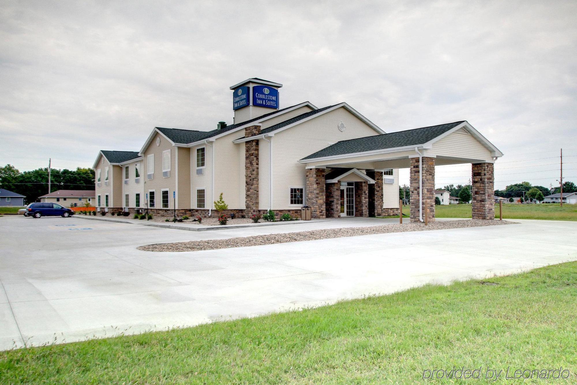 Cobblestone Inn & Suites - Schuyler Экстерьер фото