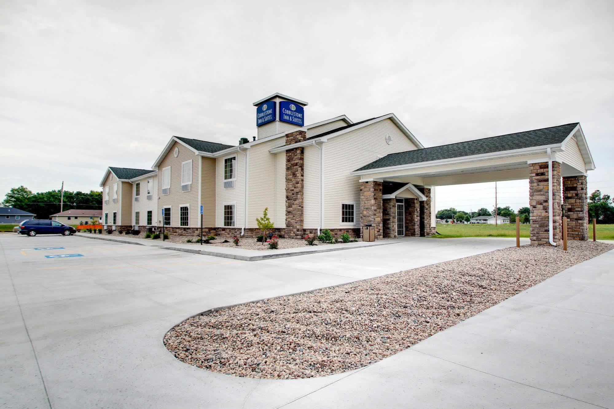 Cobblestone Inn & Suites - Schuyler Экстерьер фото